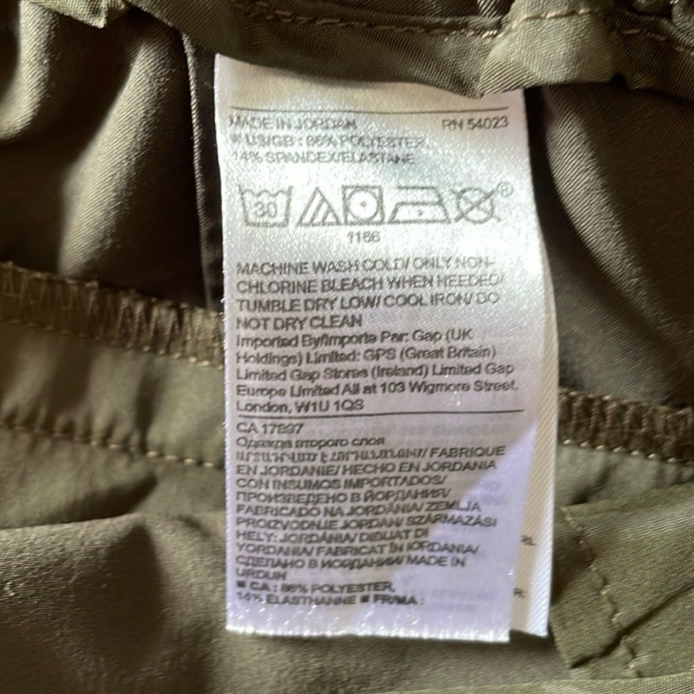 Banana Republic Women's Wide-Leg Pants in Olive - Picture 7 of 9